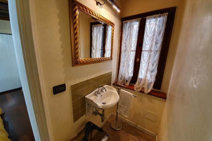 Clean Restrooms