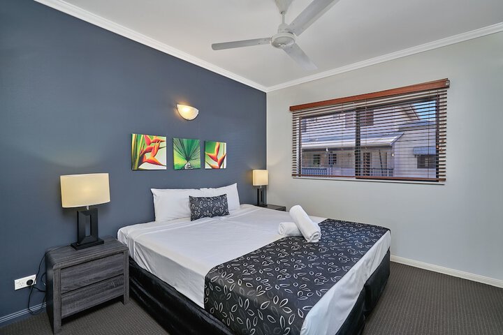 Room 5 of 30