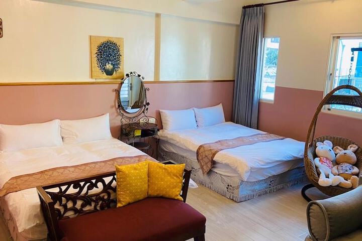 Room 2 of 36