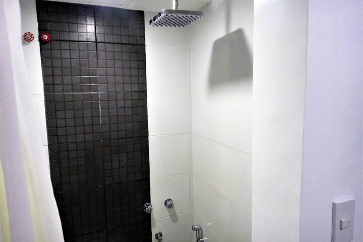 Room 37 of 43