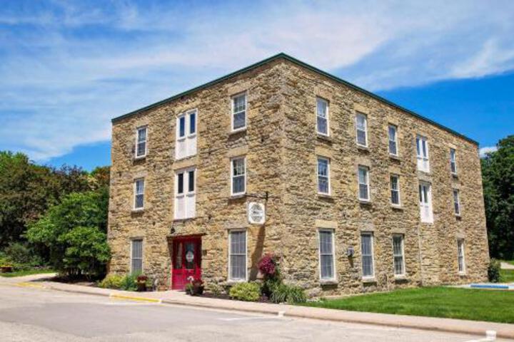 Photo of Brewery Creek Inn