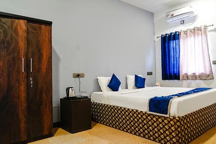 Room 21 of 37
