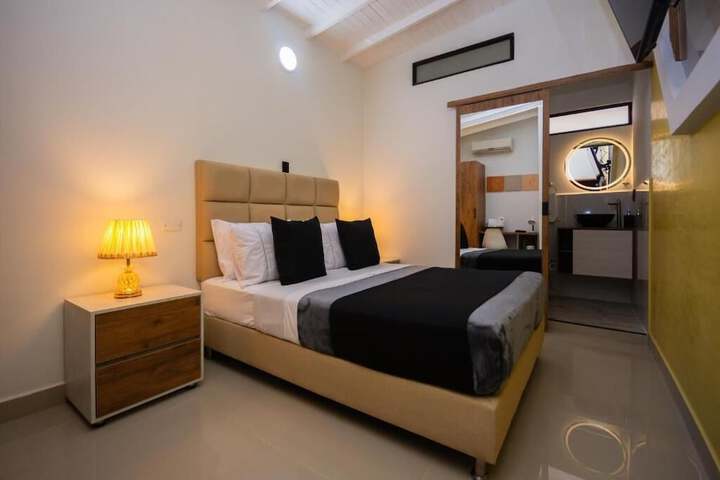 Room 18 of 61