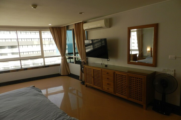 Room 138 of 259