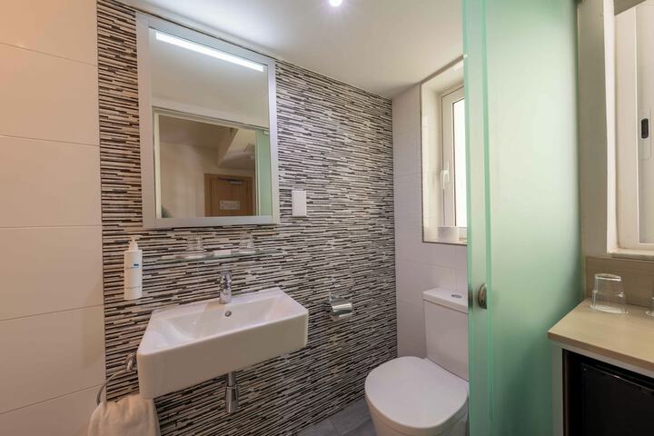 Bath Interior