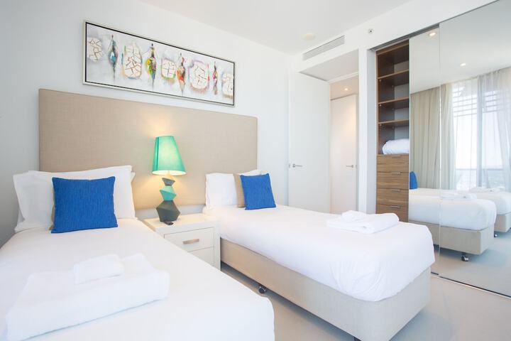 Room 20 of 213