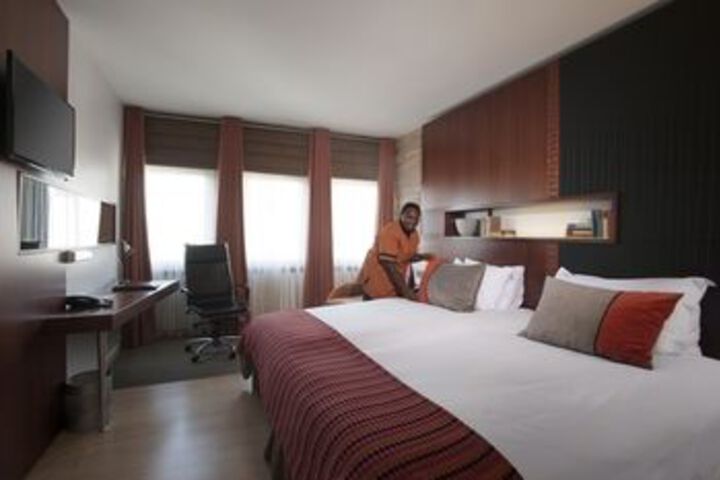 Room 31 of 69
