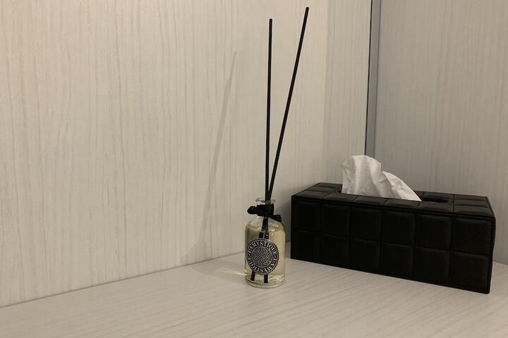 Room 42 of 71