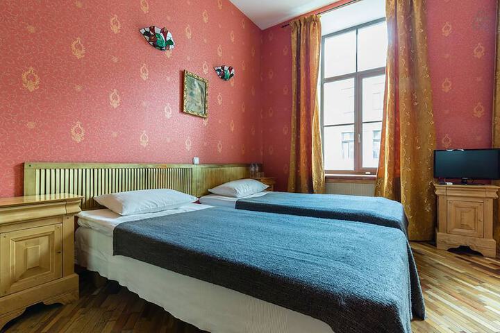 Room 14 of 151