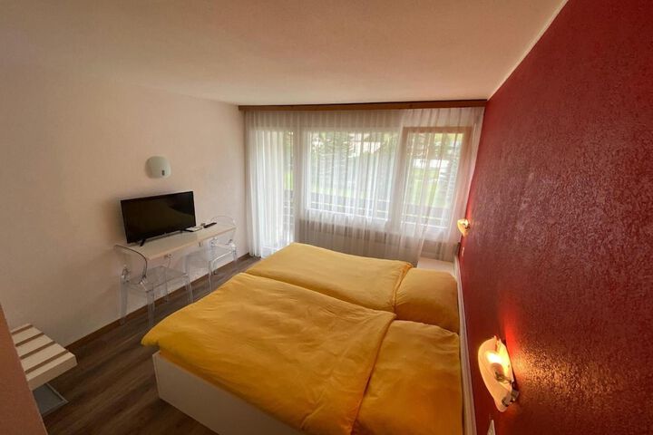 Room 10 of 51