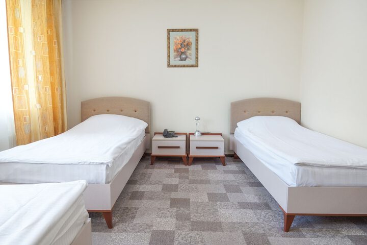 Room 19 of 121