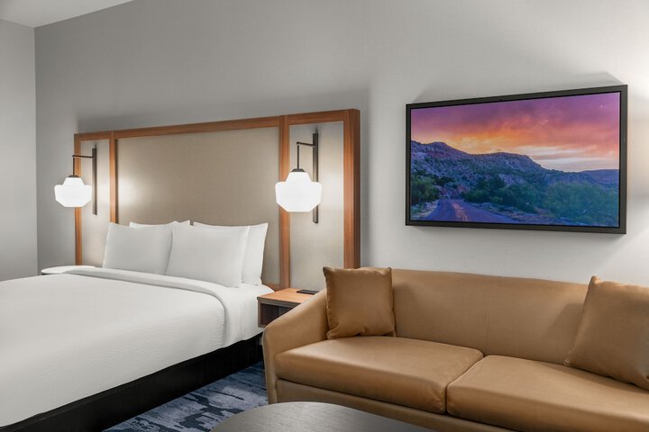 Room 12 of 48