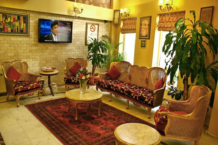 Hotel Lobby