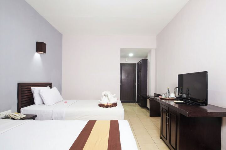 Room 10 of 71