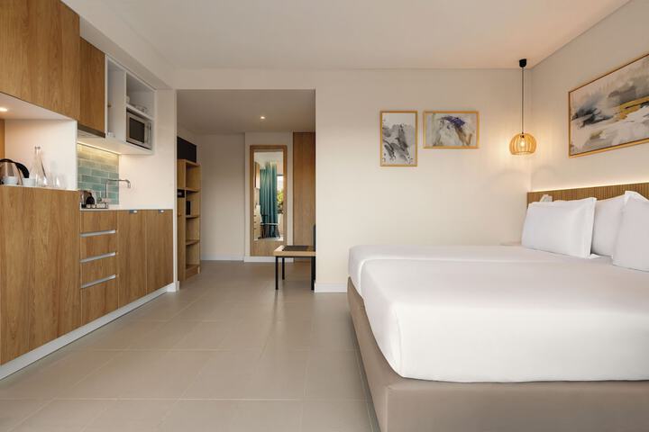 Room 7 of 34