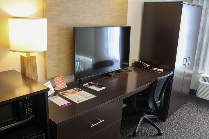 Room 11 of 29