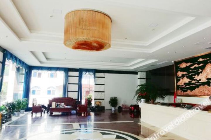 Hotel Interior 7 of 27