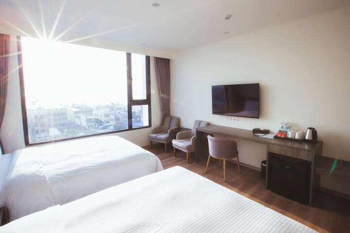 Room 14 of 63