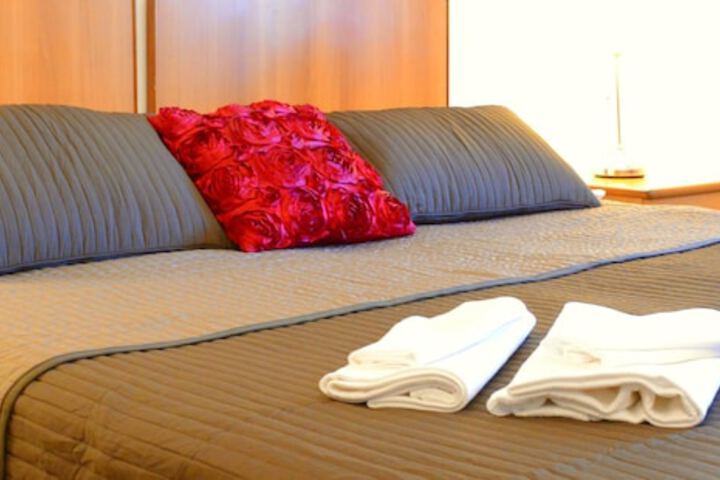 Room 9 of 46