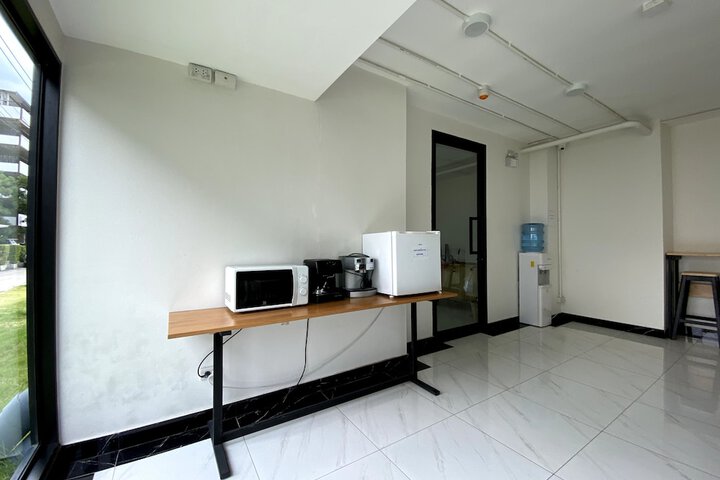 Room 13 of 29