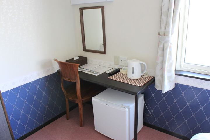 Room 14 of 39