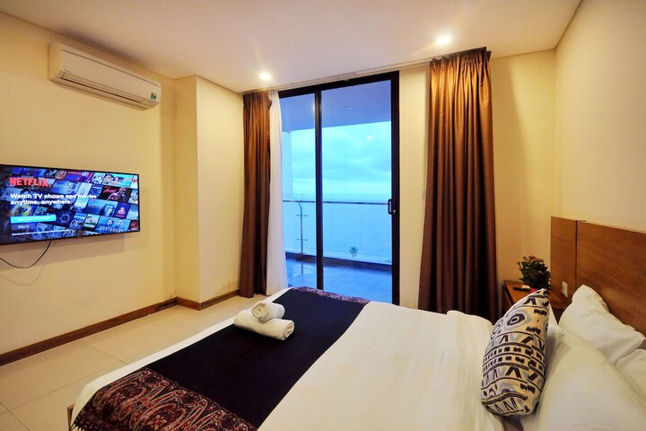 Room 29 of 230