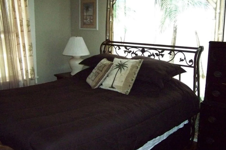 guest_rooms