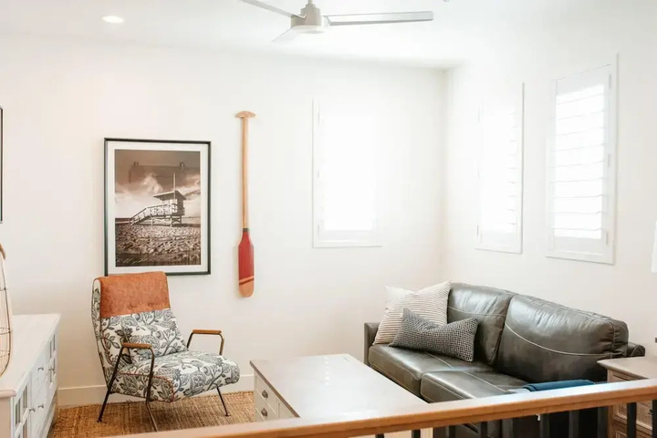 Room 3 of 18
