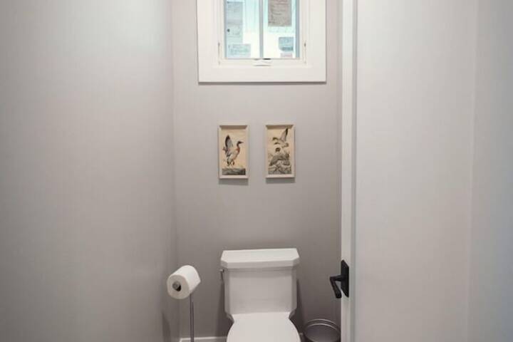Room 27 of 188