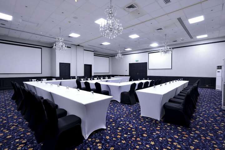 Meeting 141 of 261