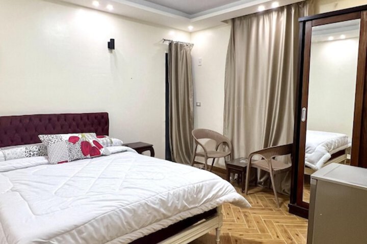 Room 8 of 37