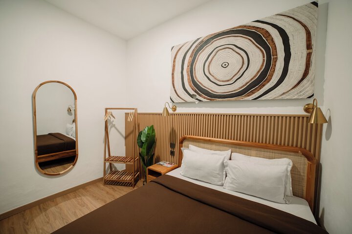 Room 21 of 47