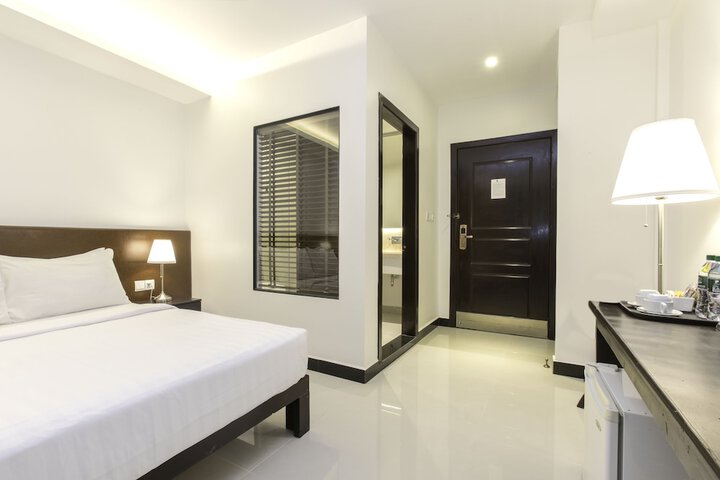 Room 26 of 110