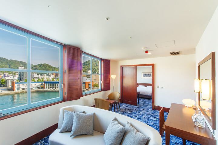 Room 15 of 175