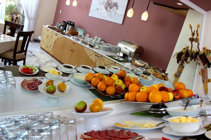 Breakfast/Coffee Service 35 of 47