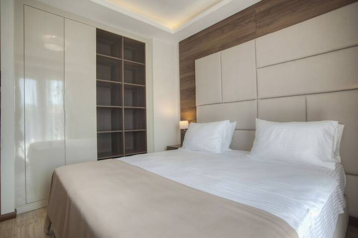 Room 13 of 71