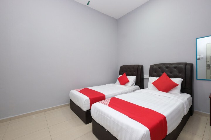Room 19 of 43