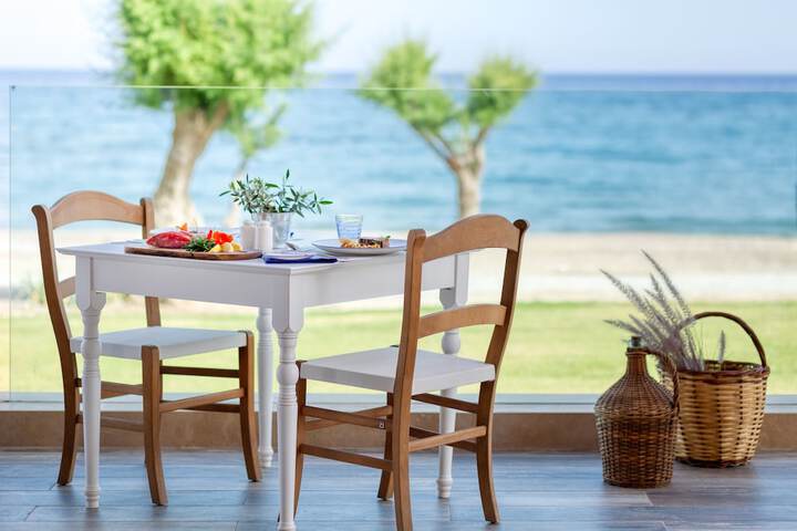 Dining 95 of 117