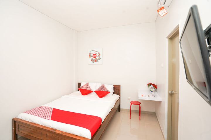 Room 7 of 30