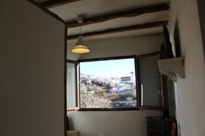 Room 15 of 23