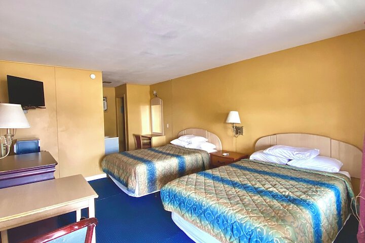 Room 14 of 38