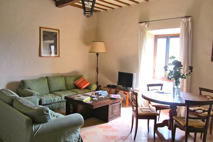 Room 15 of 51