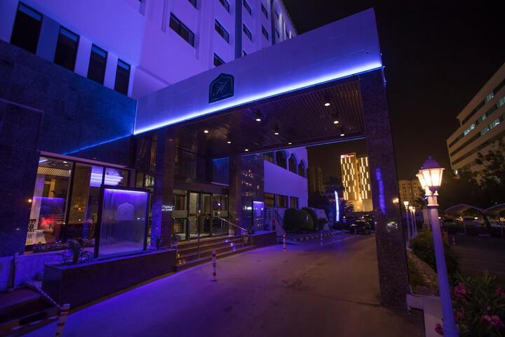 Hotel 42 of 43