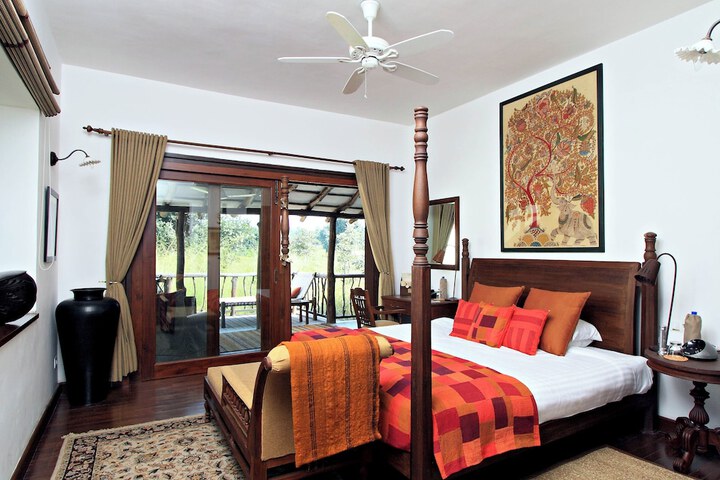 Room 4 of 43