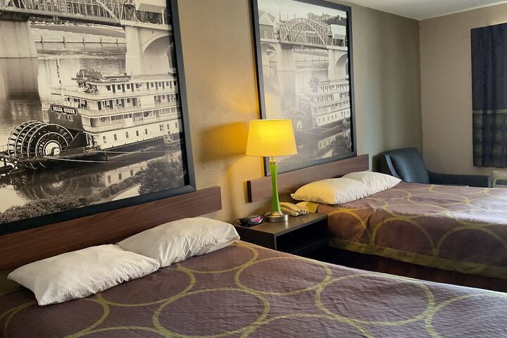 Double Accessible King Size Bed (6 of 25)