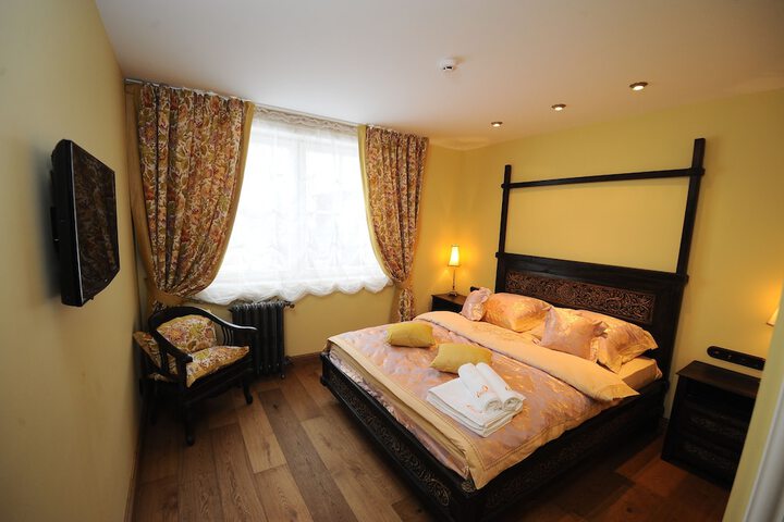 Room 15 of 54