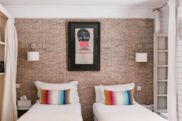 Room 40 of 89