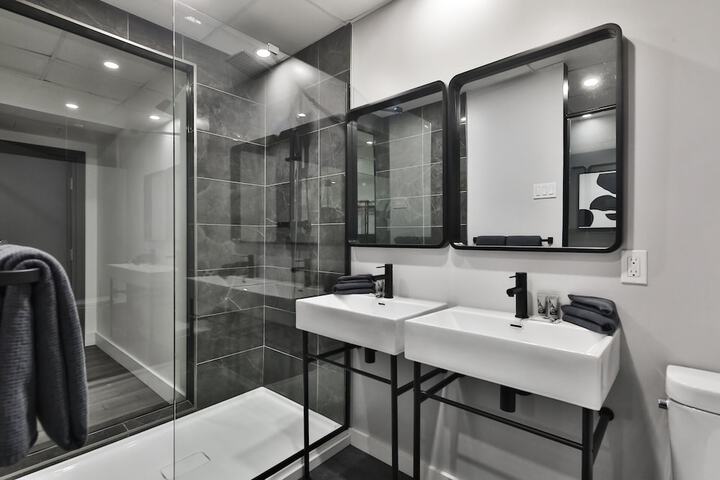 Room 48 of 55