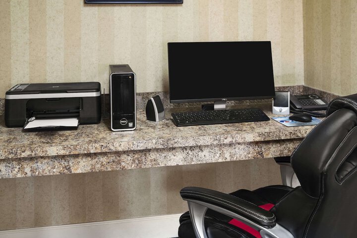 Business Center 20 of 21