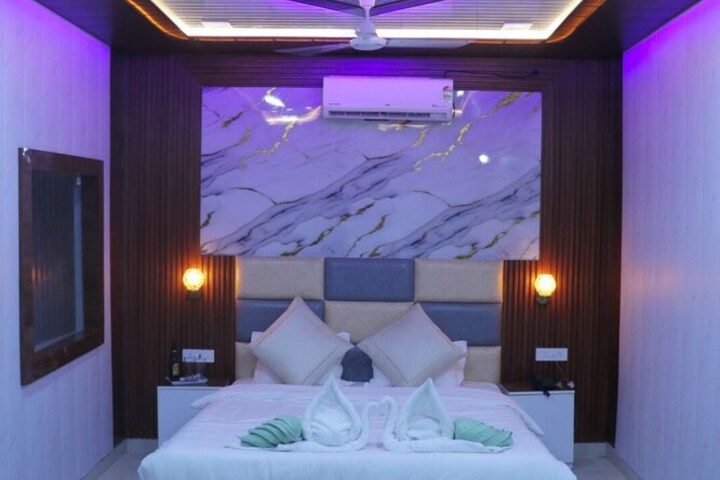 Room 6 of 41